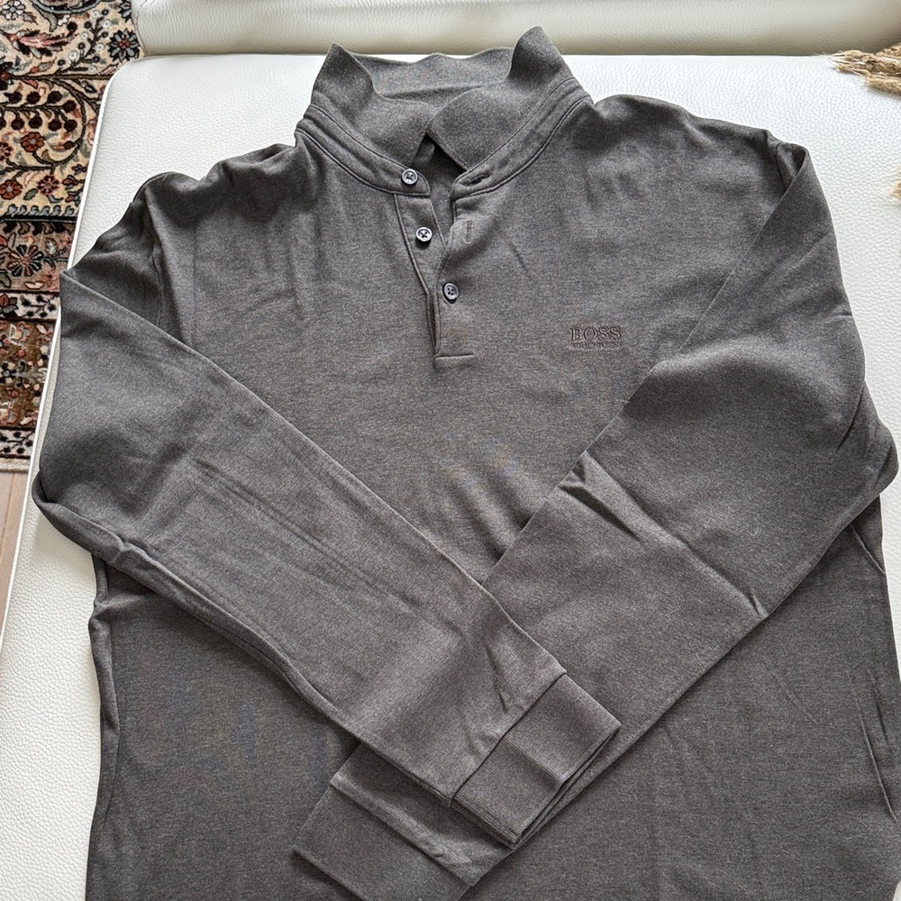 Hugo Boss Men's brown Button Down Shirt L